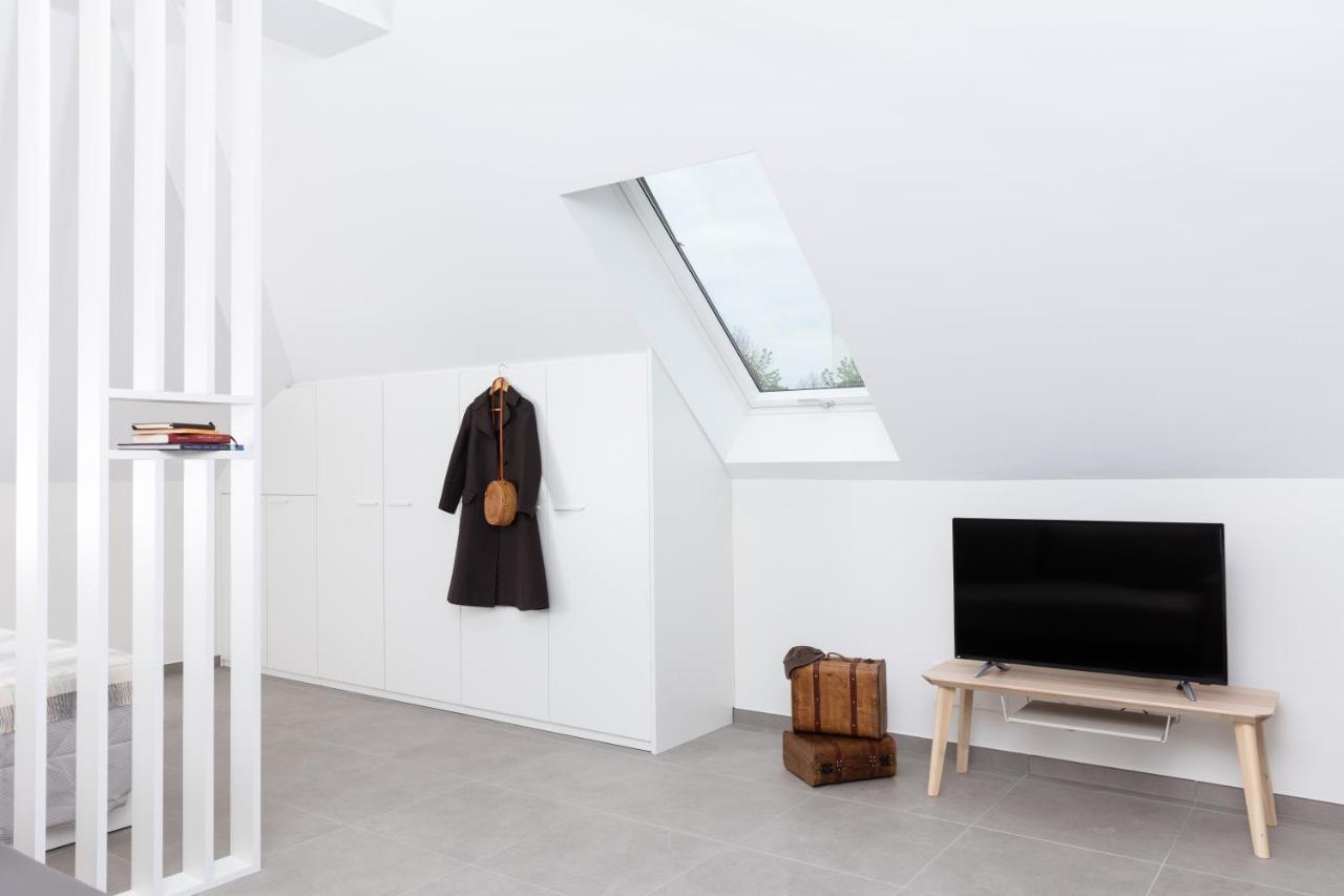 Cirene Apartments Milano Bagian luar foto