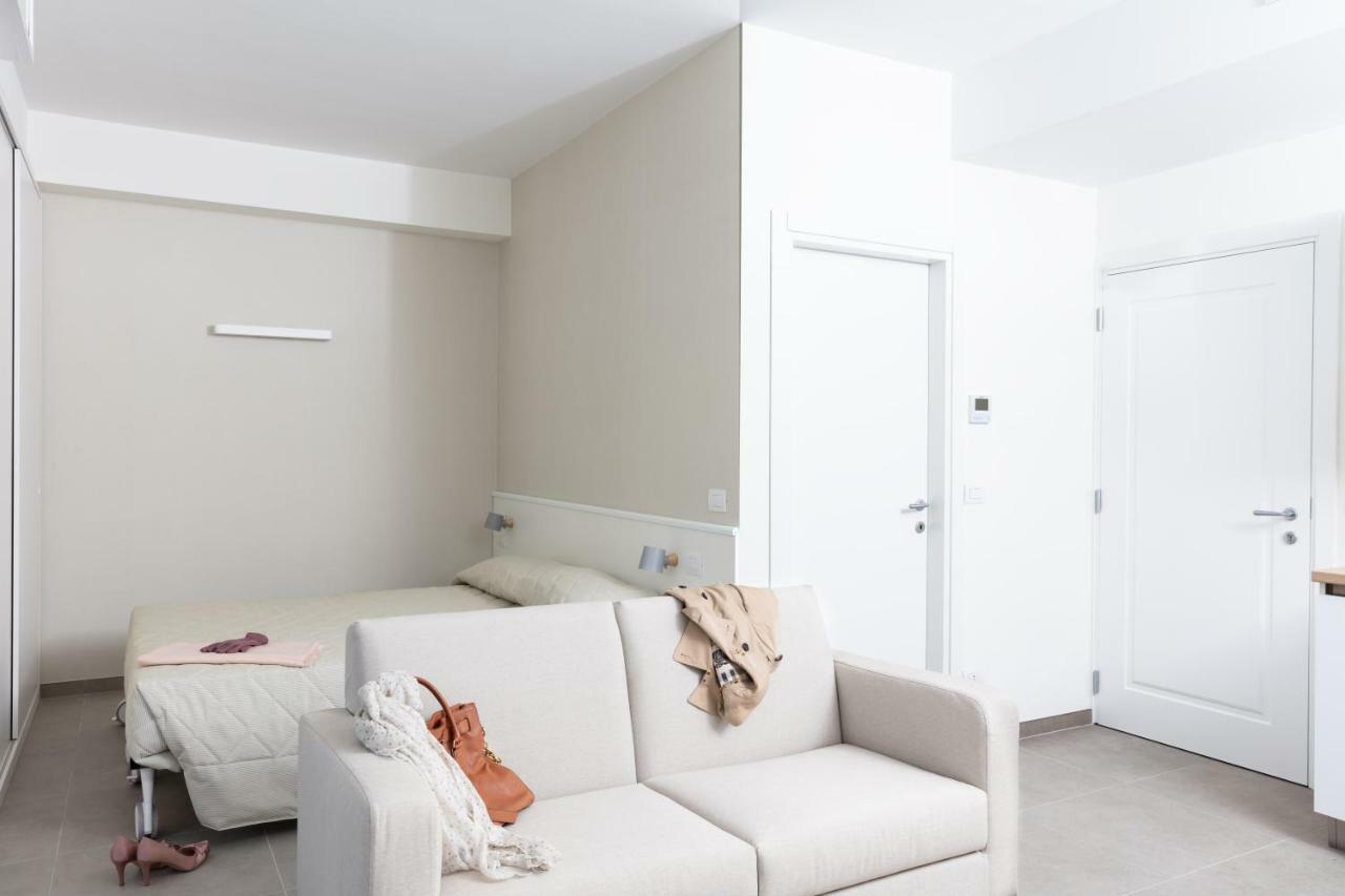 Cirene Apartments Milano Bagian luar foto